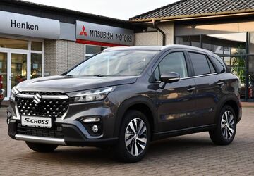Suzuki (SX4) S-Cross 2.940 km 38.990 &euro; Treia 24896