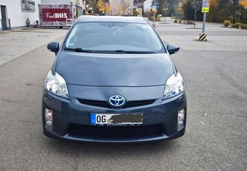 Toyota Prius 168.000 km 8.500 &euro; Hornberg 78132
