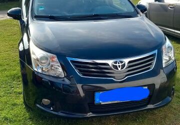 Toyota Avensis 115.000 km 9.500 &euro; Stralsund 18437