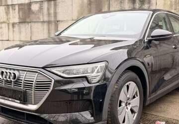 Audi e-tron 80.396 km 25.950 &euro; Krefeld 47805