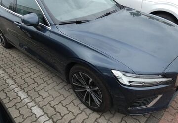 Volvo V60 15.000 km 51.990 &euro; Berlin Tegel 13509