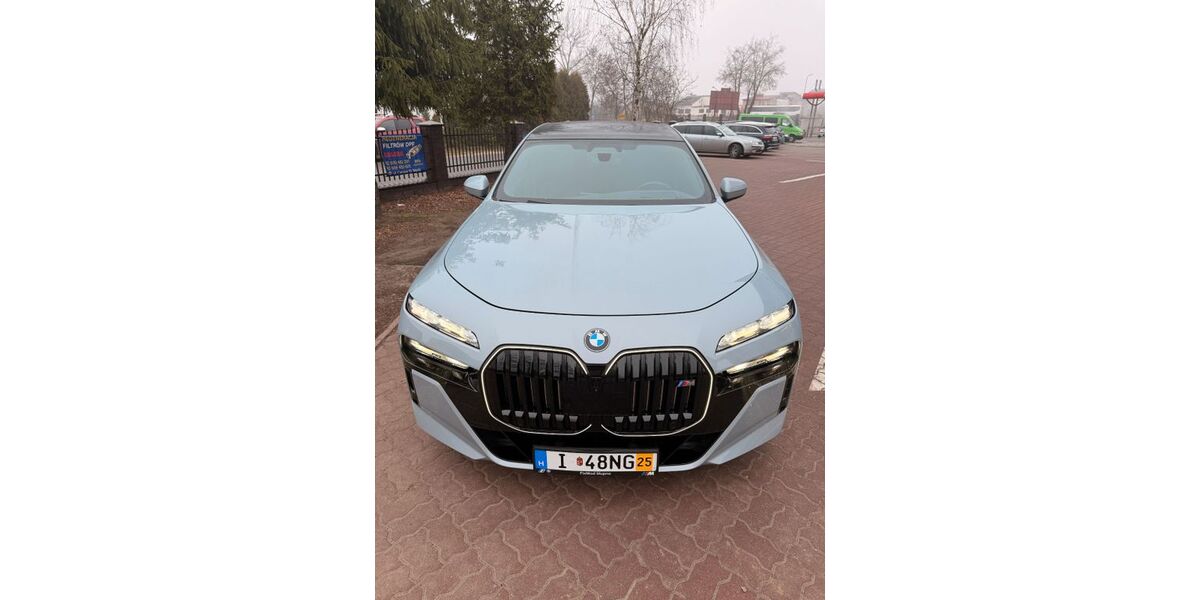 BMW 760 36.000 km 105.000 &euro; Warszawa 