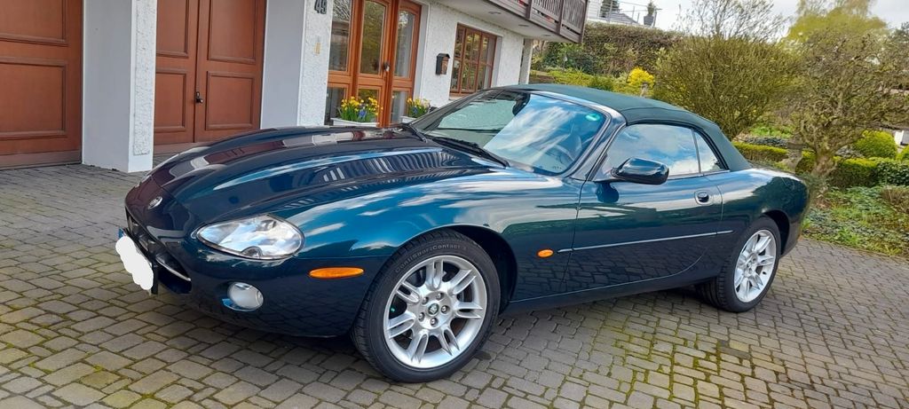Jaguar XK8 83.000 km 24.500 &euro; Espelkamp 32339