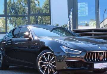 Maserati Ghibli 28.638 km 48.900 &euro; Neuss 41469