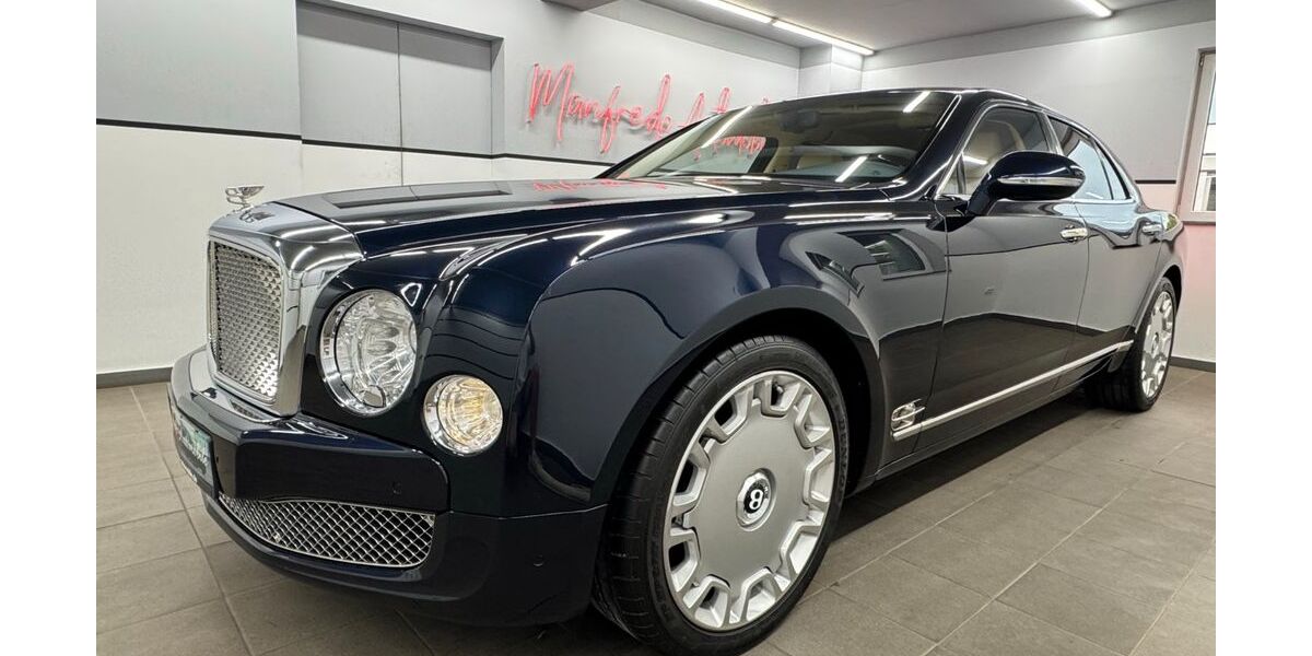 Bentley Mulsanne 58.718 km 88.990 &euro; München 81243