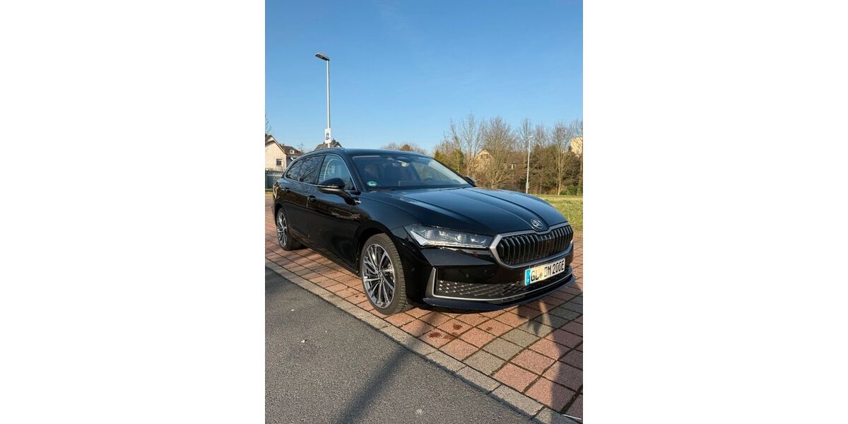 Skoda Superb 12.000 km 42.900 &euro; Hückeswagen 42499