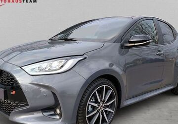 Toyota Yaris 4.000 km 29.990 &euro; Pirna 01796