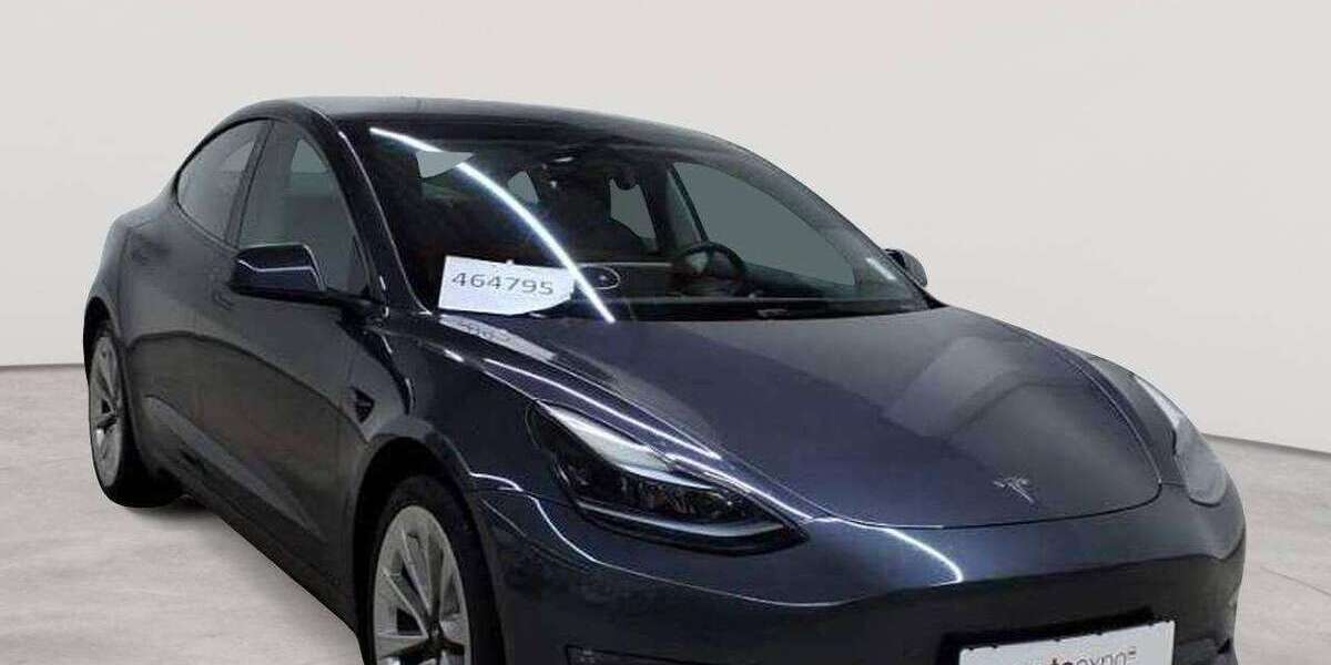 Tesla Model 3 78.106 km 26.290 &euro; Fernwald-Steinbach 35463