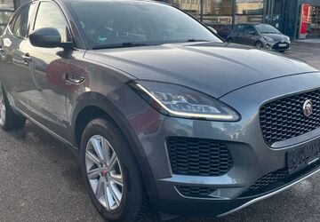 Jaguar E-Pace 125.800 km 12.890 &euro; Göppingen 73037