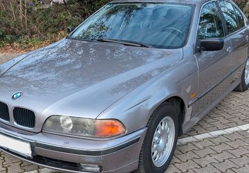 BMW 528 247.600 km 1.900 &euro; Mannheim 68239