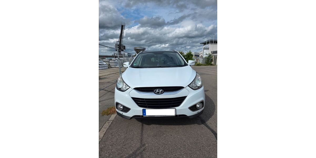 Hyundai ix35 250.000 km 7.099 &euro; Weil am Rhein 79576