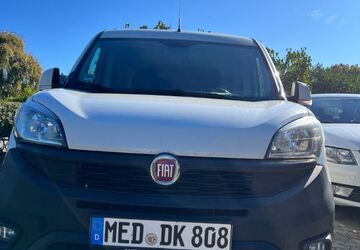 Fiat Doblo 104.000 km 8.600 &euro; Wacken 25596