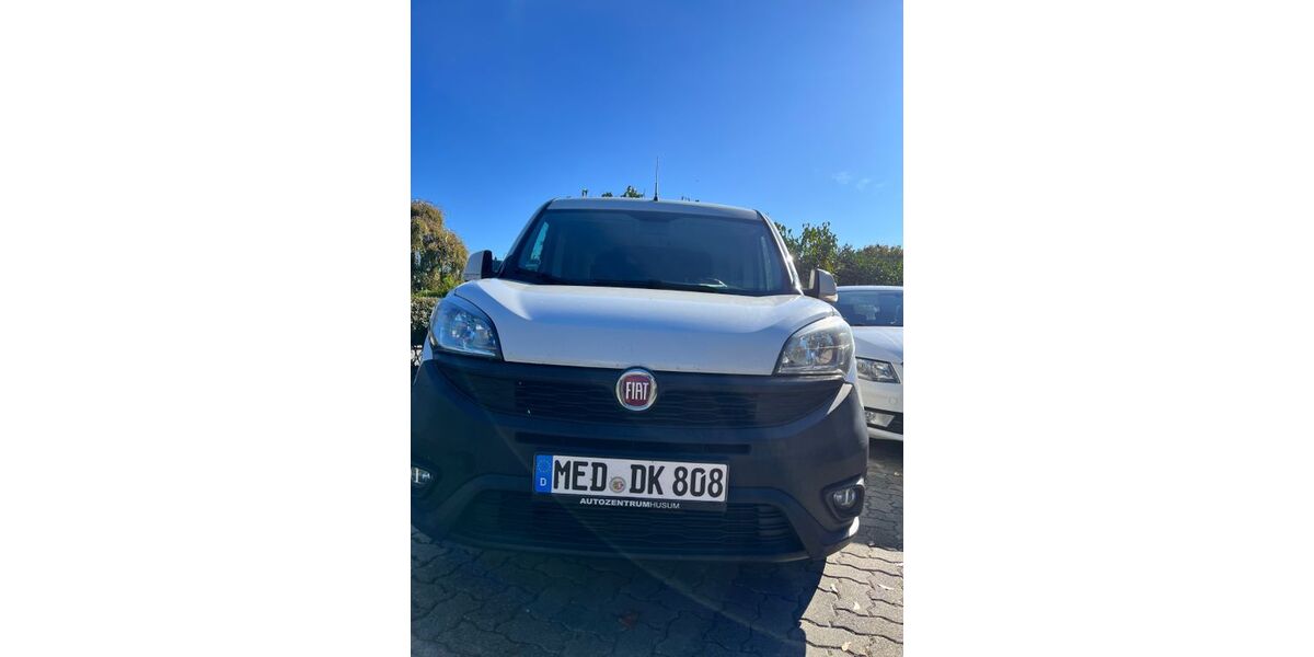 Fiat Doblo 104.000 km 8.600 &euro; Wacken 25596
