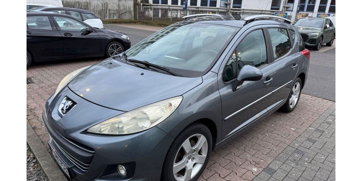 Peugeot 207 289.000 km 2.100 &euro; Aachen 52066