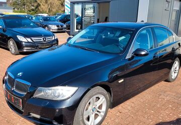 BMW 325 177.778 km 4.490 &euro; Halle (Westfalen) 33790