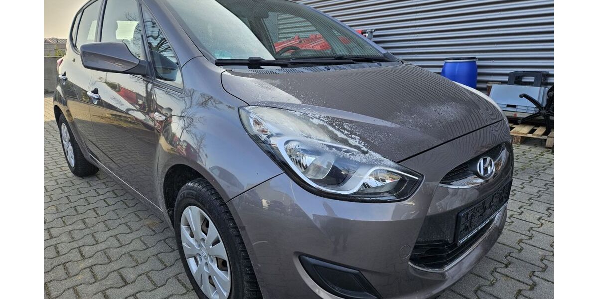 Hyundai ix20 105.000 km 4.900 &euro; Kelkheim 65779