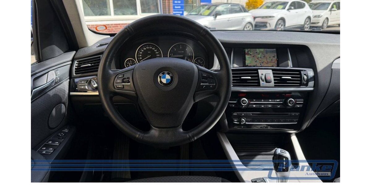 BMW X3 xDrive 30 d Advantage 8G*Pano*NAV*AHK*SHZ* 168.390 km 17.480 &euro; Berlin 13187