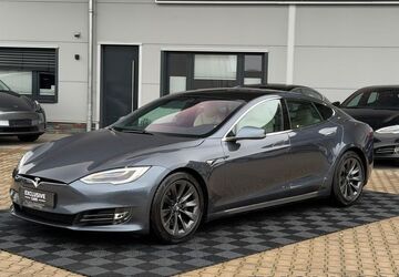 Tesla Model S 215.777 km 29.950 &euro; Emsbüren 48488