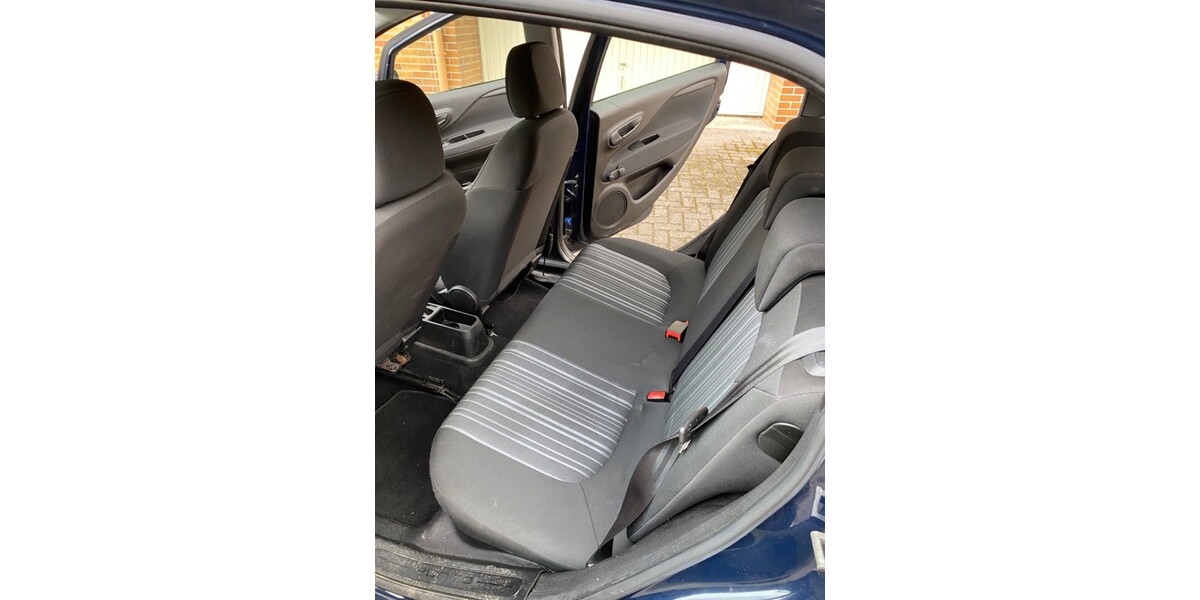 Fiat Punto Evo 134.582 km 2.800 &euro; Kassel 34117