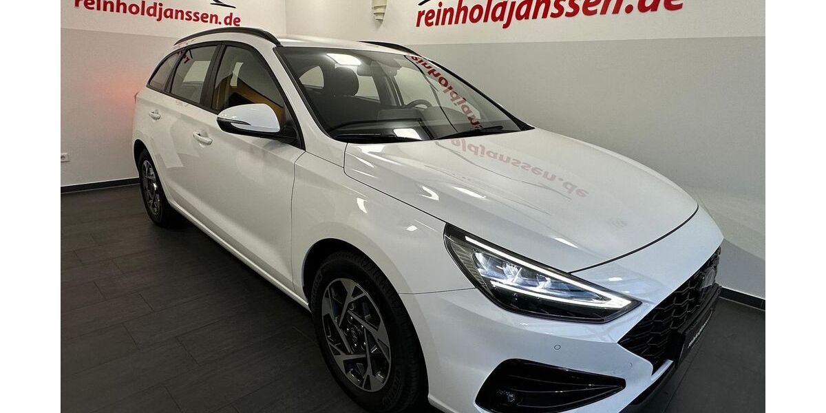 Hyundai i30 18.622 km 21.890 &euro; Friesoythe 26169