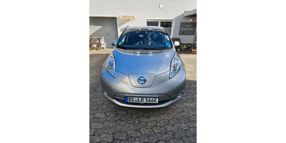 Nissan Leaf 67.000 km 7.200 &euro; Babenhausen 64832