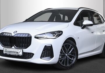 BMW 220 Active Tourer 24.702 km 37.740 &euro; Gelsenkirchen 45897