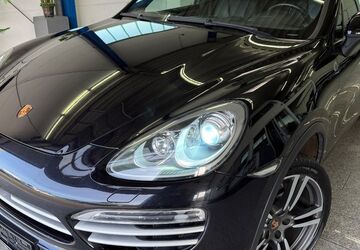 Porsche Cayenne 177.204 km 23.990 &euro; Köln 50829