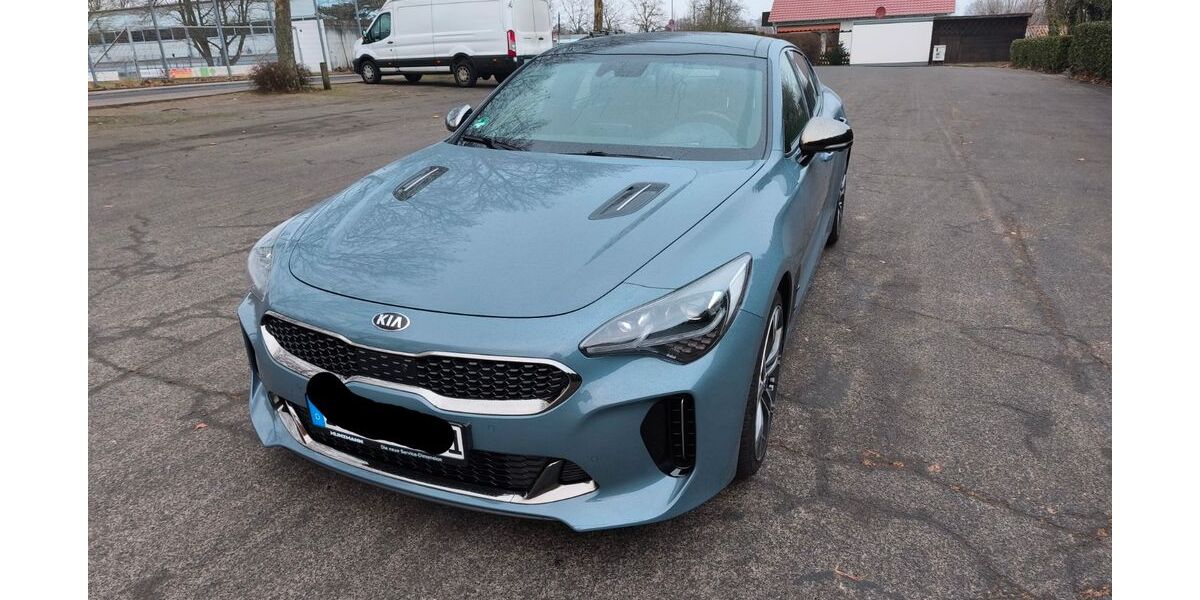 Kia Stinger 119.000 km 29.000 &euro; Reinheim 64354