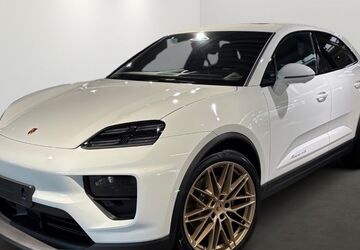 Porsche Macan 22.900 km 93.400 &euro; Villingen-Schwenningen 78048