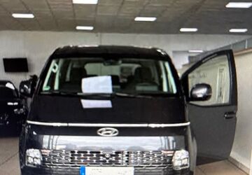 Hyundai STARIA 50.000 km 39.999 &euro; Roetgen 52159