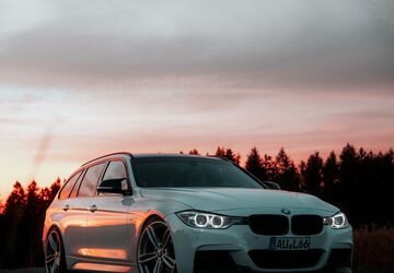 BMW 325 241.000 km 12.500 &euro; Schneeberg 08289