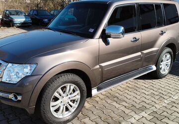 Mitsubishi Pajero 140.000 km 27.500 &euro; Deggendorf 94469