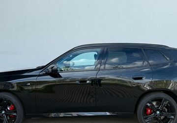 BMW X3 5.500 km 64.600 &euro; München 80939