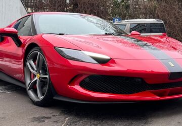 Ferrari 296 GTB 2.700 km 298.990 &euro; Berlin 10777