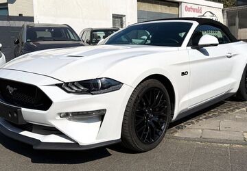 Ford Mustang 101.000 km 32.990 &euro; Köln 51065
