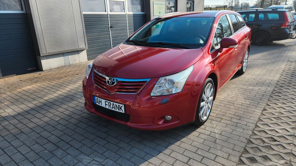 Toyota Avensis 164.632 km 7.499 &euro; Teltow 14513