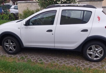 Dacia Sandero/Stepway 125.000 km 6.400 &euro; SEELOW 