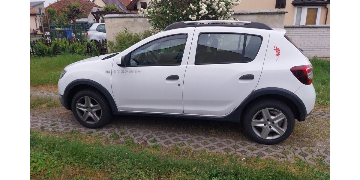 Dacia Sandero/Stepway 125.000 km 6.400 &euro; SEELOW 