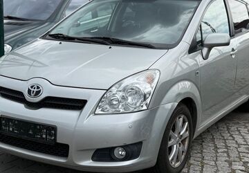 Toyota Corolla Verso 100.000 km 3.599 &euro; Berlin 13597