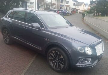 Bentley Bentayga 94.500 km 103.999 &euro; Frankfurt 65933