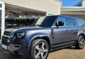 Land Rover Defender 26.400 km 84.844 &euro; Freiburg 79111