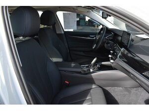 BMW 530d Touring Aut. PanoDach HUD Keyless Sitzhzg 51.458 km 38.995 &euro; Donauwörth 86609