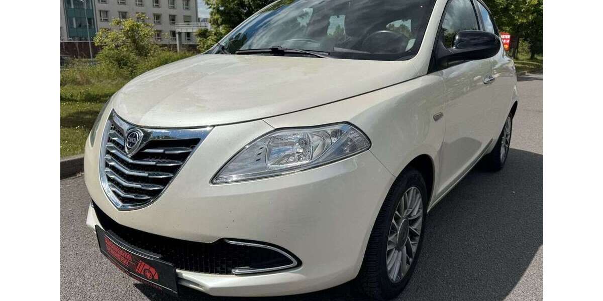 Lancia Ypsilon 65.874 km 7.800 &euro; Leipzig 04129