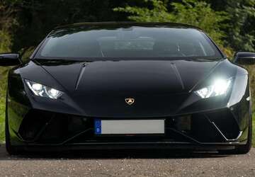Lamborghini Huracán 11.700 km 289.000 &euro; Engen 78224