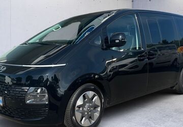 Hyundai STARIA 49.100 km 41.990 &euro; Singen 78224