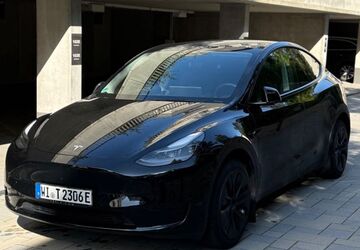 Tesla Model Y 25.500 km 39.000 &euro; Wiesbaden 65197