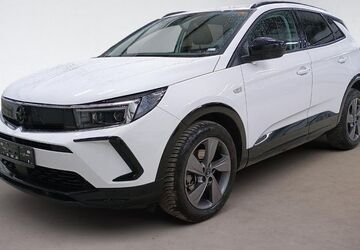 Opel Grandland (X) 39.650 km 23.370 &euro; Rüsselsheim 65428