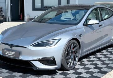 Tesla Model S 2.905 km 157.950 &euro; Emsbüren 48488