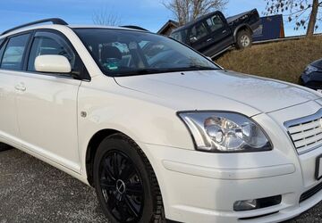Toyota Avensis 145.000 km 6.450 &euro; Weimar 99423