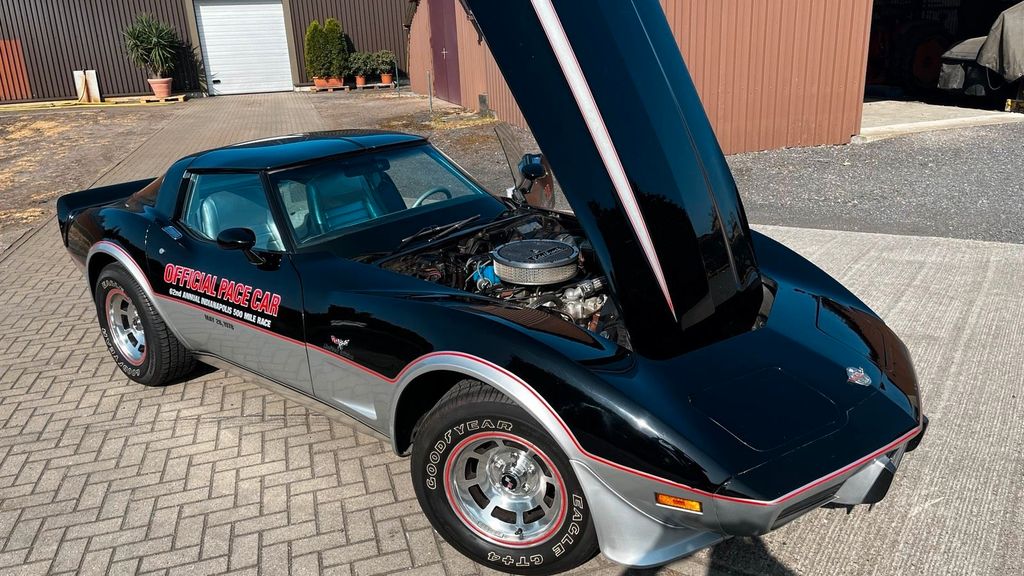 Corvette C3 122.000 km 23.499 &euro; Berlin 13127